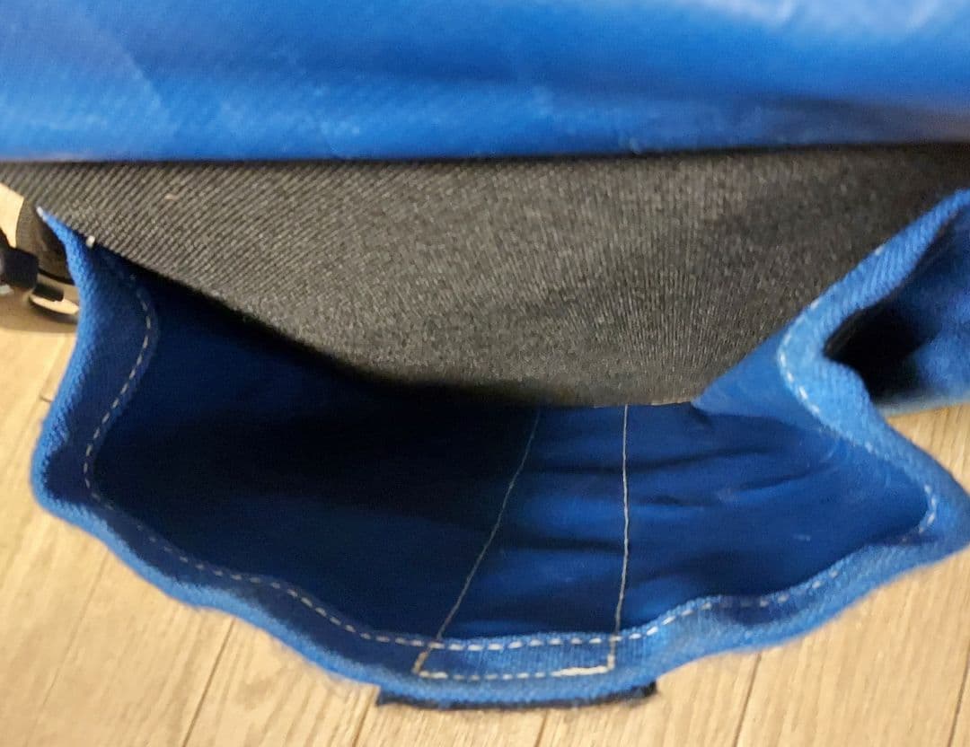 【10月末迄値下げ】 限定版♥リロー　R.E.Lordメッセンジャーバッグ