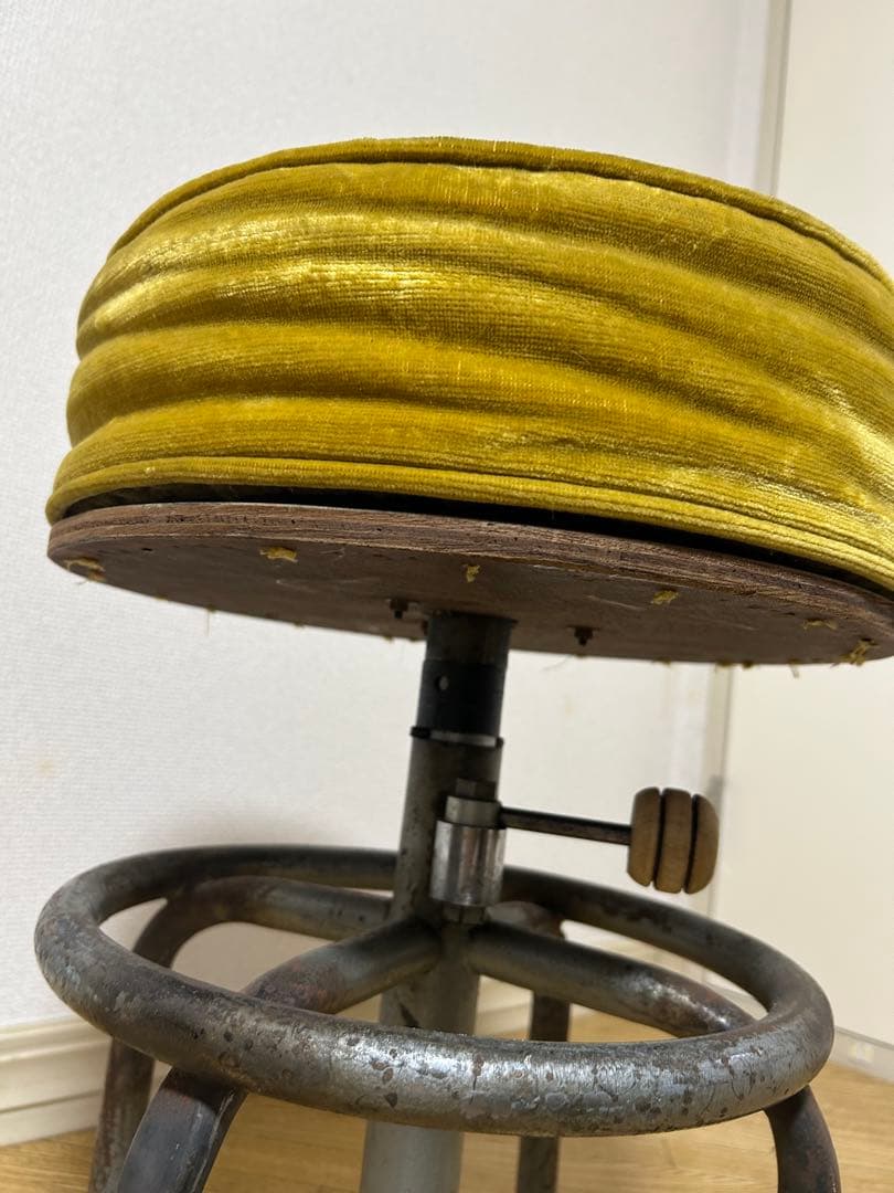 フランスヴィンテージ ベロアのスツール 回転丸椅子
