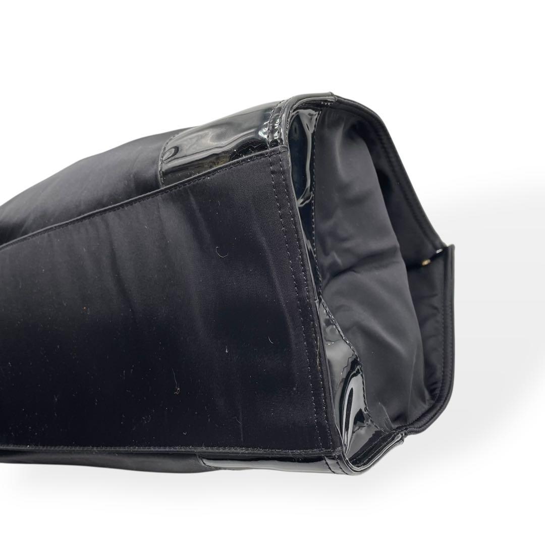 極美品　Tory Burch トリーバーチ　トートバッグ　大容量　ナイロン　黒