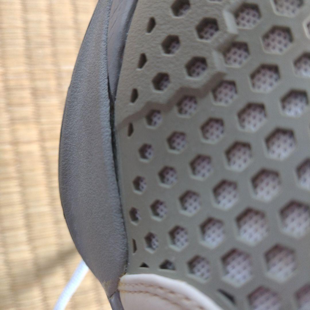 ナイキ　テニスシューズ　ナダルモデル