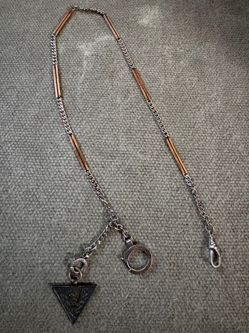 d*3様 VICTOR三角ペンダント付きウォレットチェーン　懐中時計チェーン