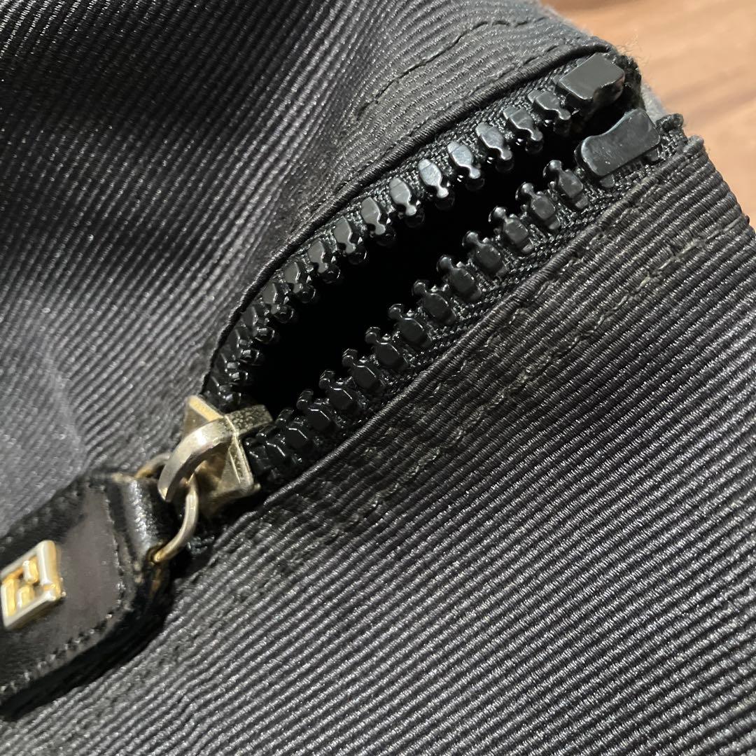 FENDI ナイロン生地 2way ボストンバッグ ドラムバッグ ブラック