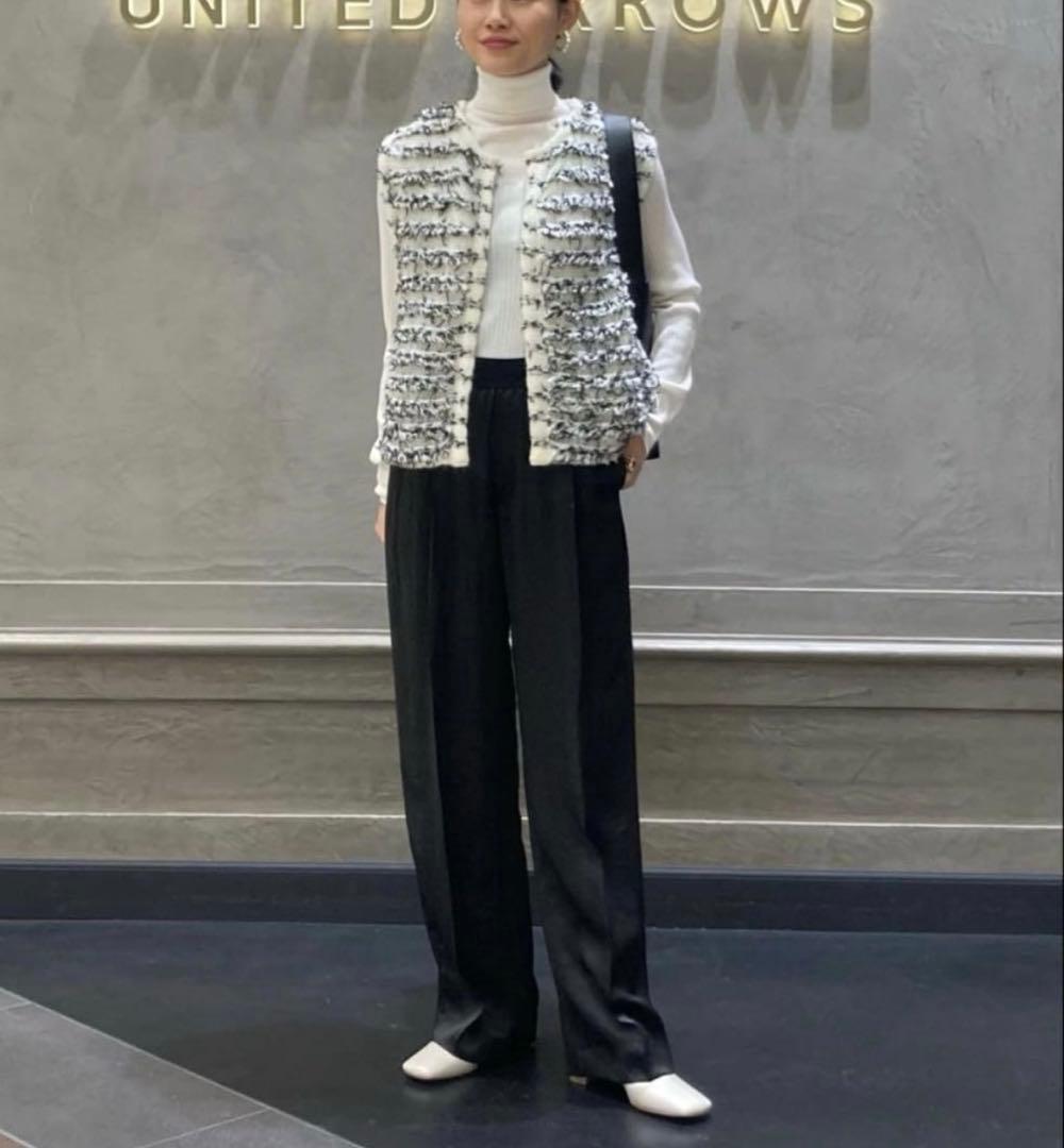 ユナイテッドアローズ　ミックス シアーループ ニットベスト　ドゥロワー