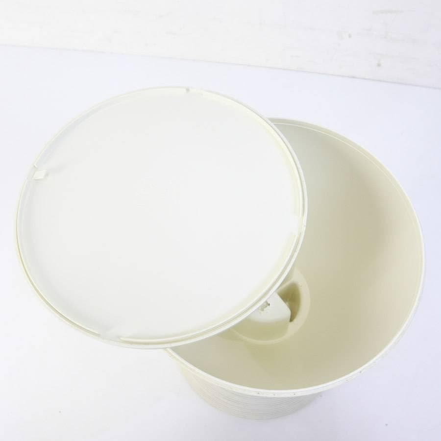 カルテル プリンスアハ スツール ワックスホワイト フィリップ・スタルク