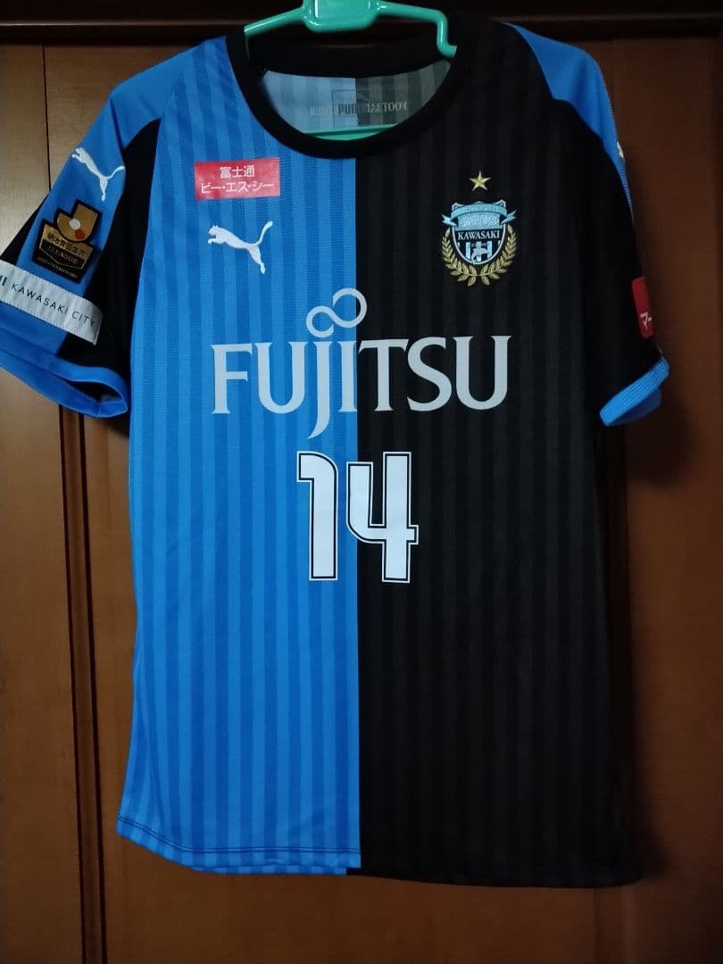 正規品　川崎フロンターレ2018シーズンユニホーム　美品　M