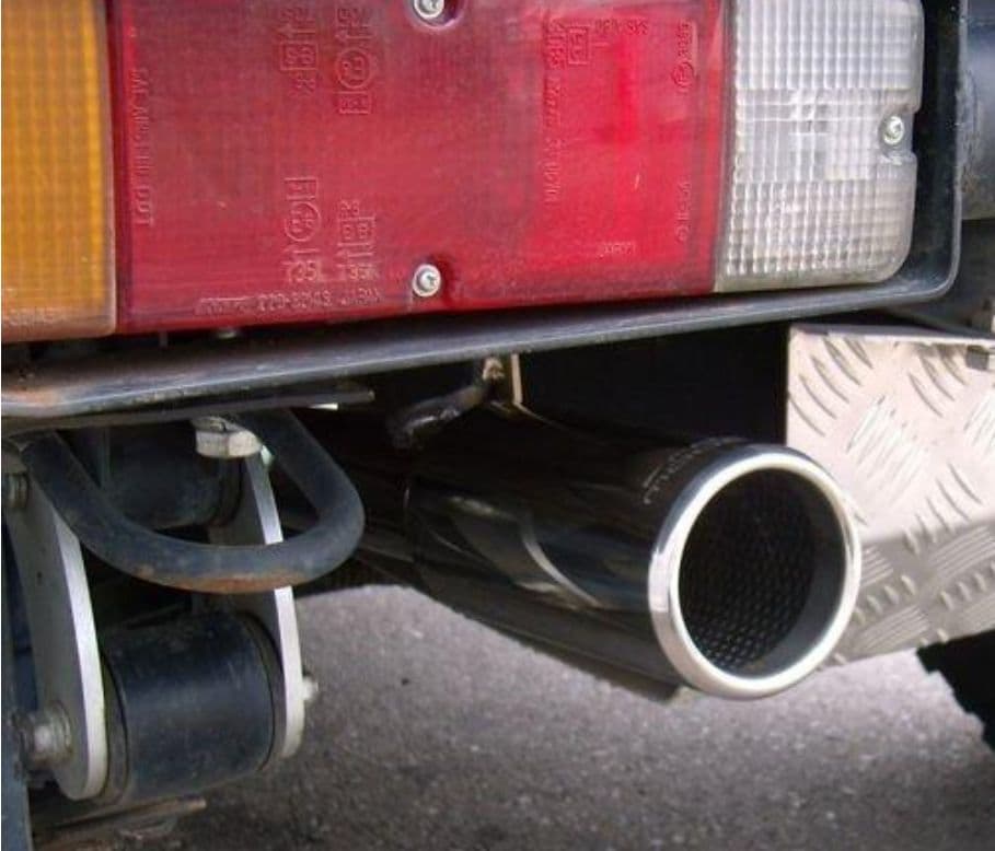 ジムニー JA11　ロッソモデロ ＧＴ-８ マフラー