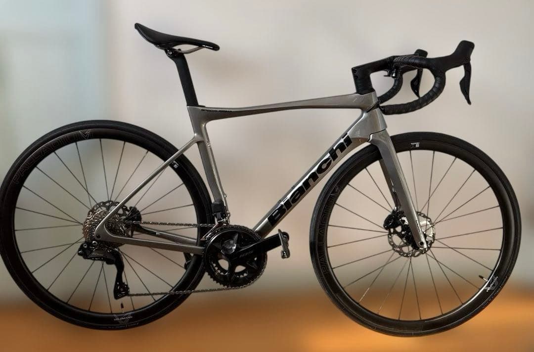 2025Bianchiビアンキ スペシャリッシマ コンプ 105di2 53