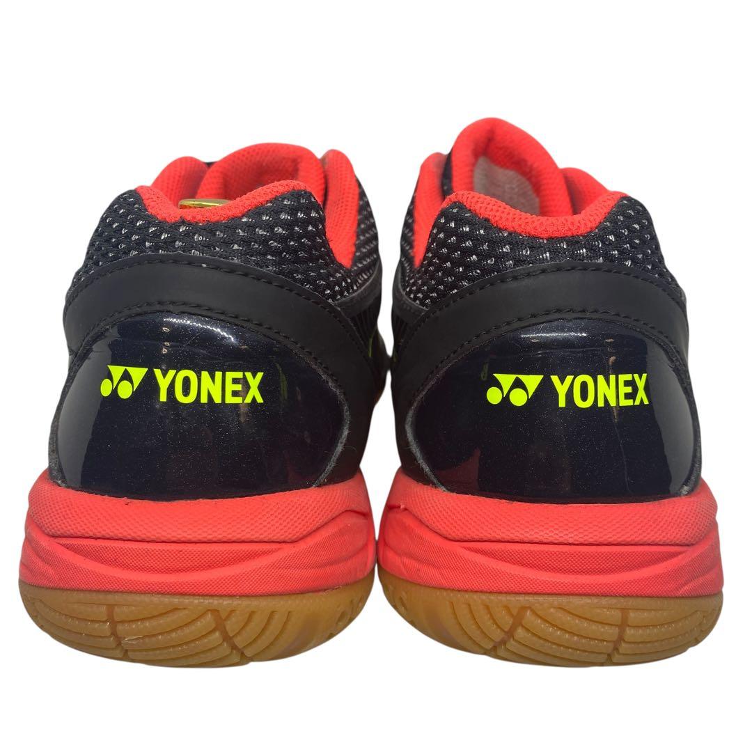 美品　YONEX ヨネックス　28.5 65Z パワークッション バトミントン