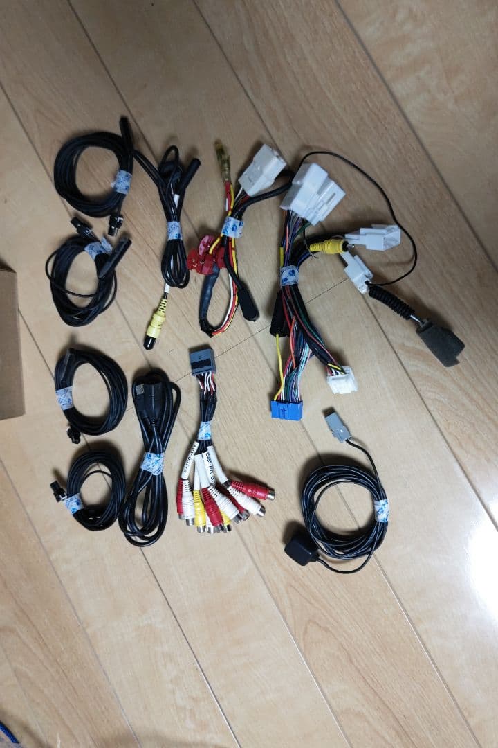 【最終値下げ】ダイハツ純正オプションナビ　ダイアトーンサウンド