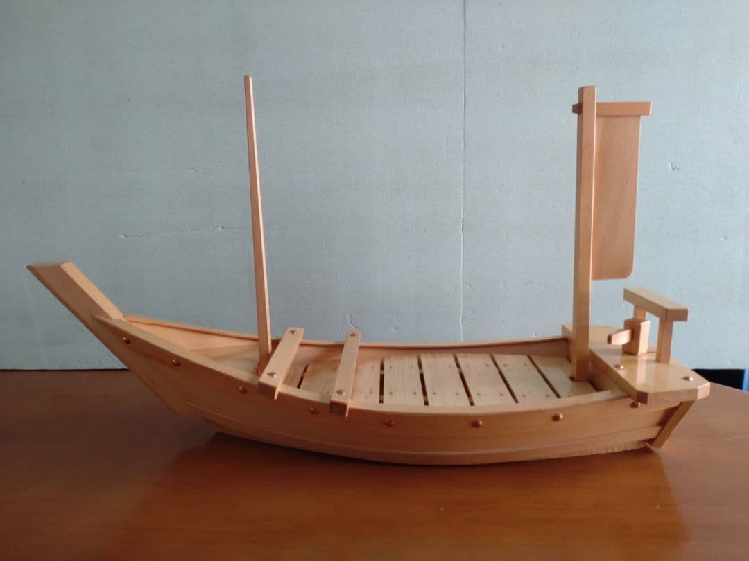 舟盛り、料理舟は檜白木の木製きです。お刺身お寿司の盛付け宴会お祝いお正月の豪華舟