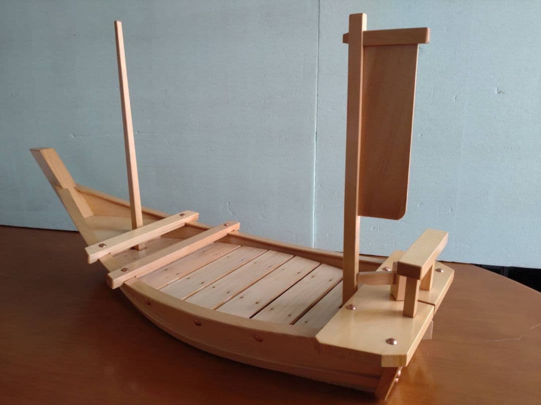 舟盛り、料理舟は檜白木の木製きです。お刺身お寿司の盛付け宴会お祝いお正月の豪華舟