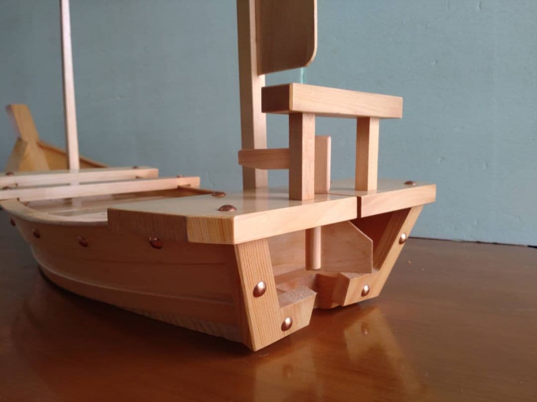 舟盛り、料理舟は檜白木の木製きです。お刺身お寿司の盛付け宴会お祝いお正月の豪華舟