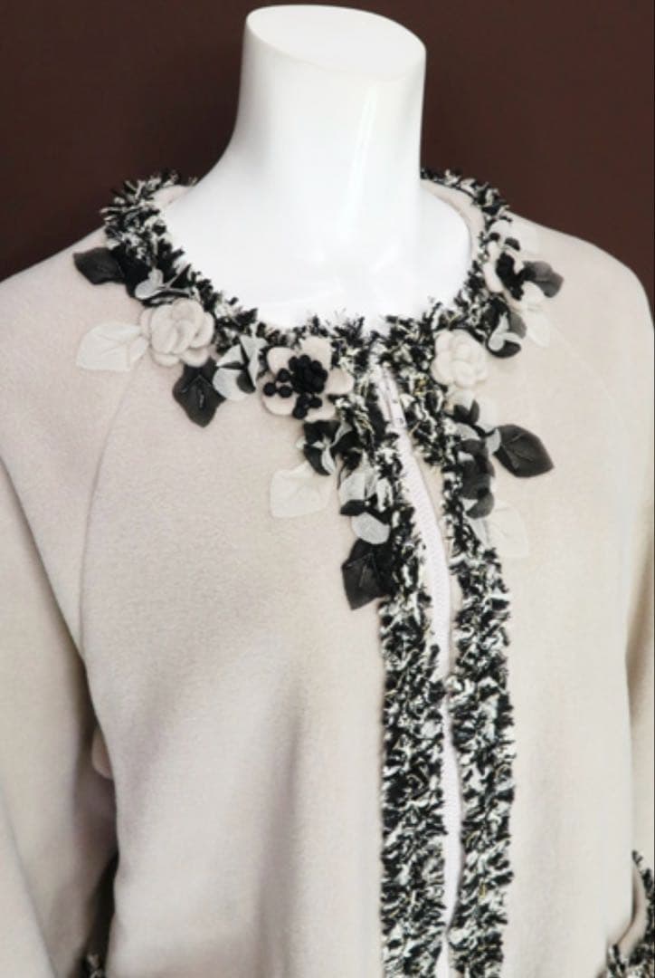 アミティエ　ノーカラージャケット サイズ2