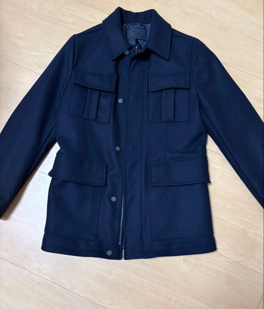 極美品プラダ　メンズコート
