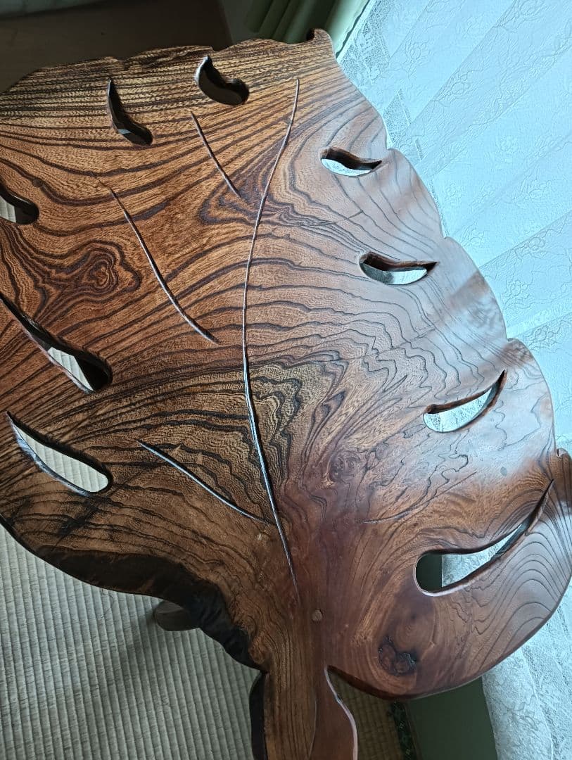 モンステラのテーブル　木製　けやき　手作り　1点物　ハワイ