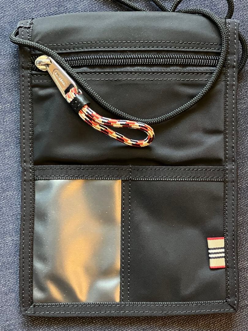 バーバリー BURBERRY ミニショルダーバッグ 黒/白8014730 未使用