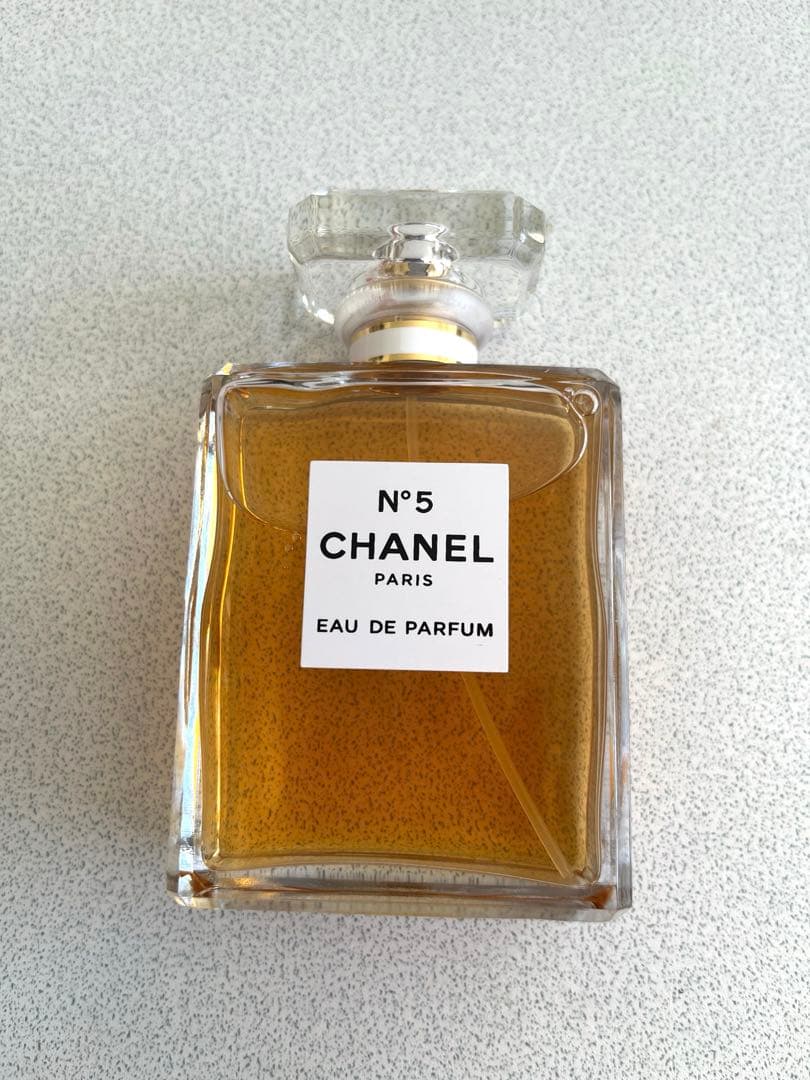 新品　CHANEL シャネル　N°5 オードパルファム 香水　100ml