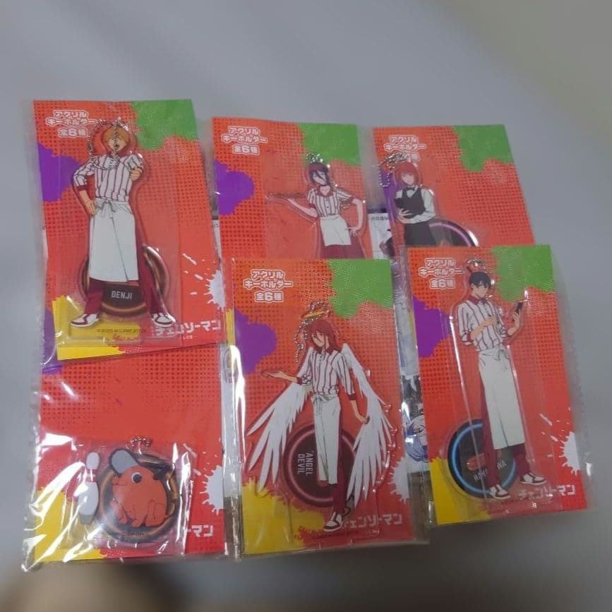 チェンソーマン　ラウンドワン　アクリルキーホルダー　全種