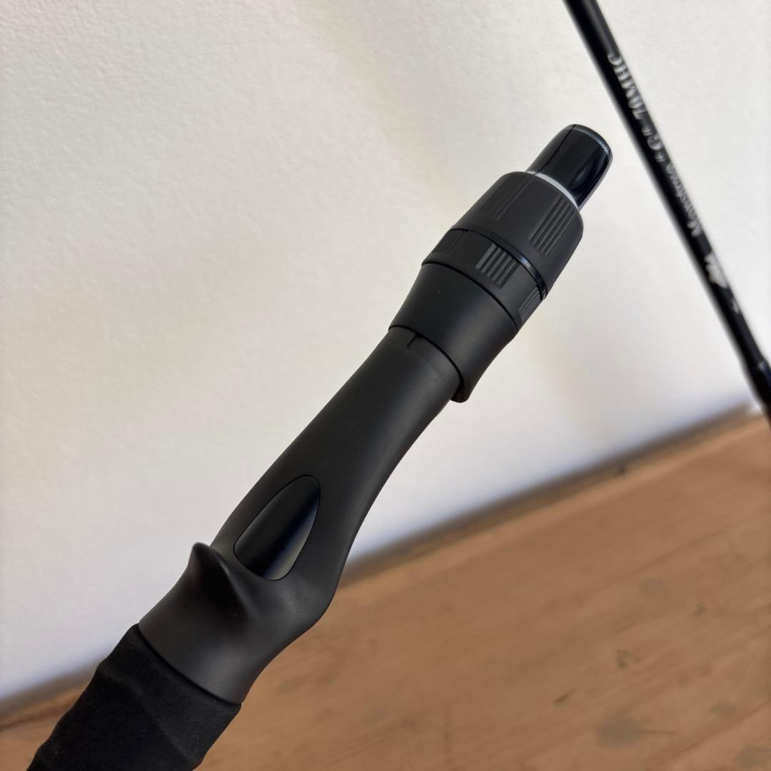 カズキ　モンストロ　G 70MHC 美品