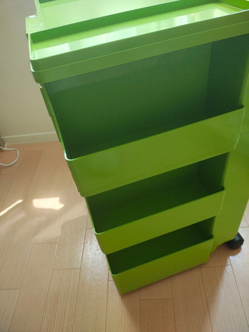ボビーワゴン　3段3トレイ　ライムグリーン