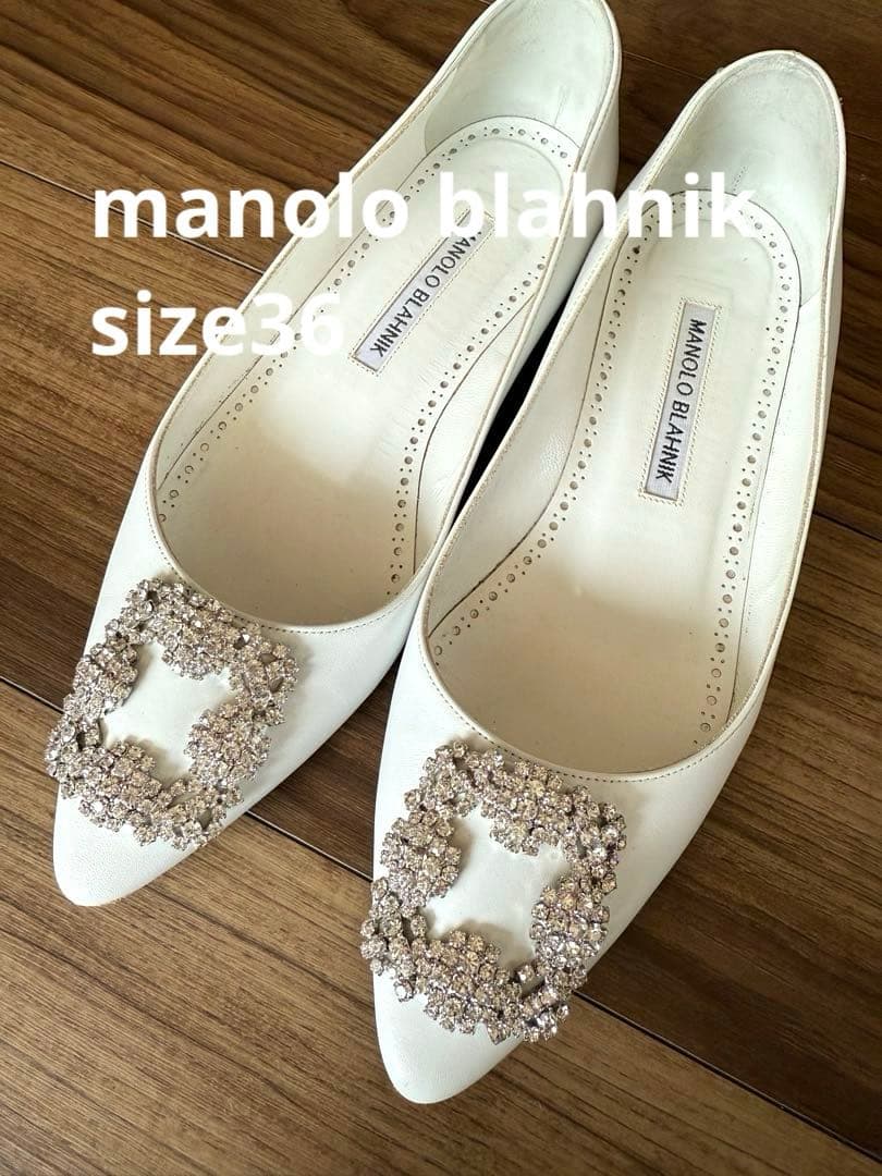 マノロ　ハンギシ　フラット　レザー　ホワイト　Size36