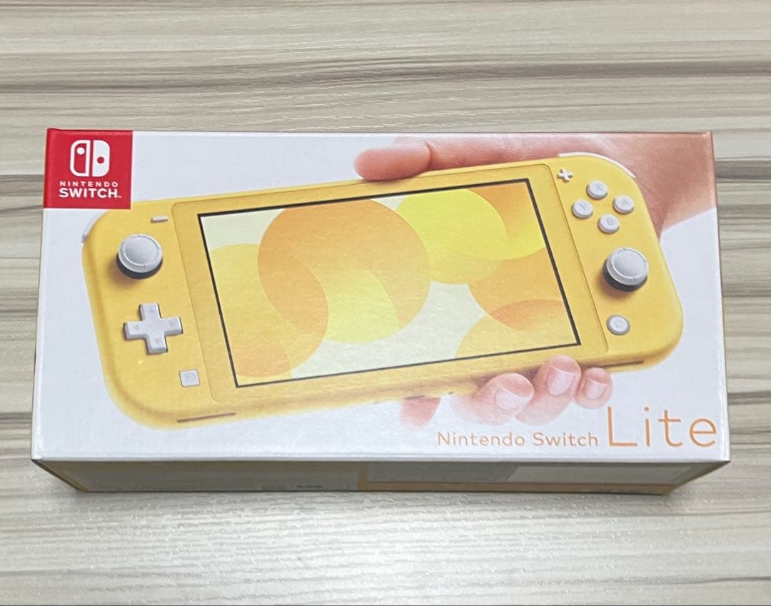 Switch Lite スイッチライト イエロー　本体　中古
