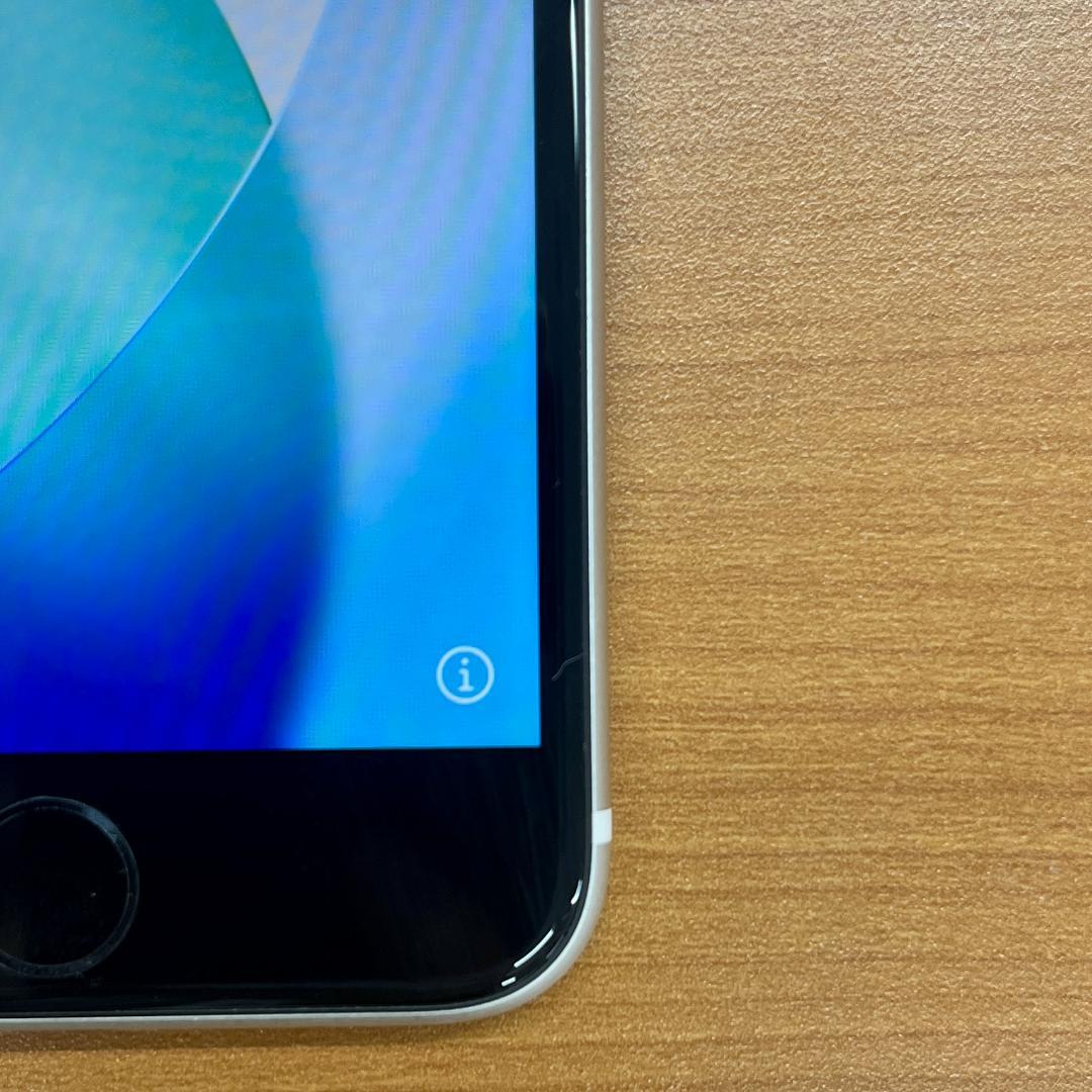 S*京様 動作確認済み iPhone SE 第3世代 64GB ID88VQN