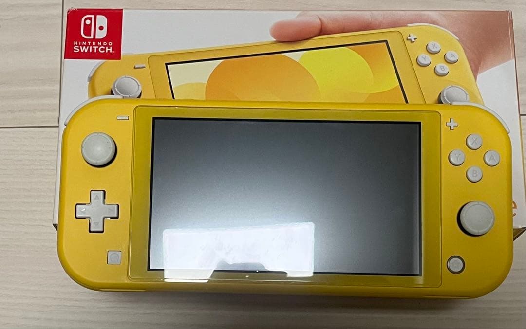 【美品、箱付き】Nintendo Switch Lite イエロー
