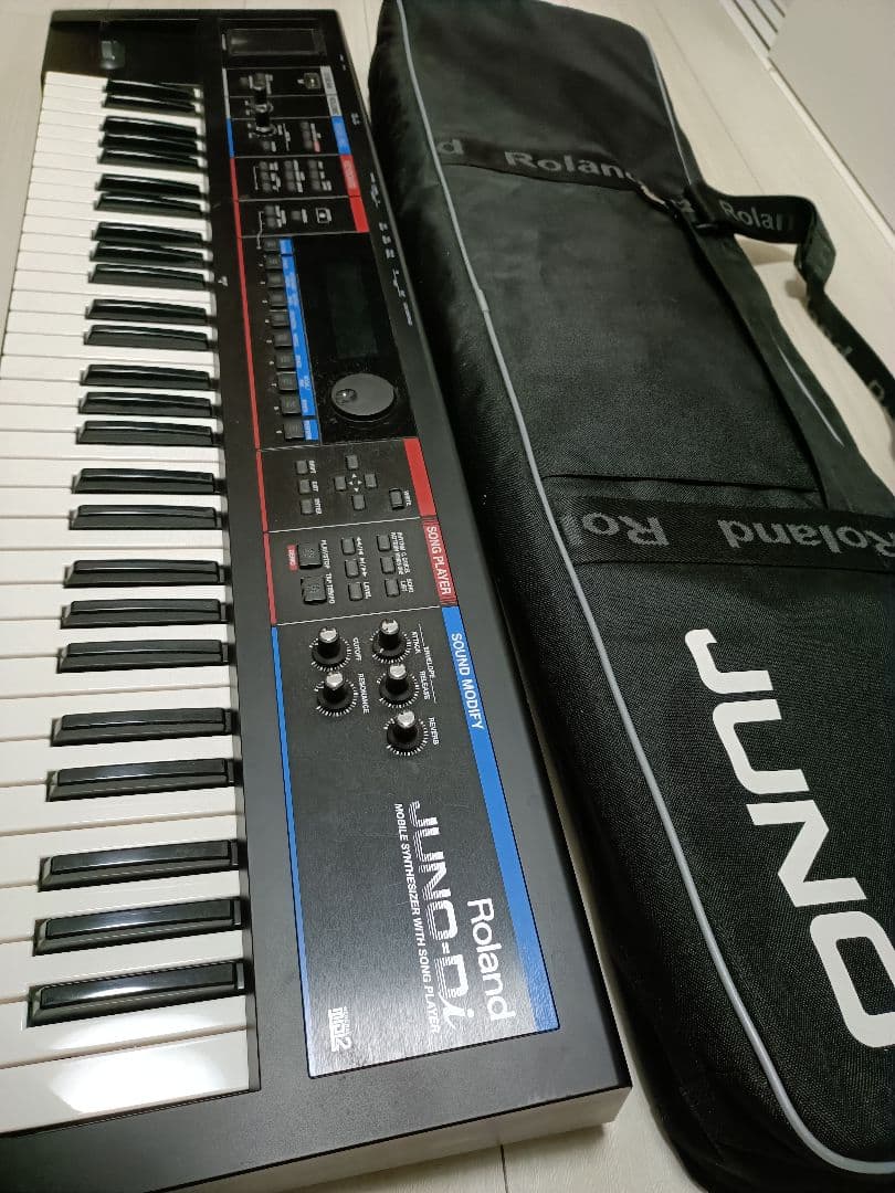 美品Roland JUNO-Di シンセサイザー