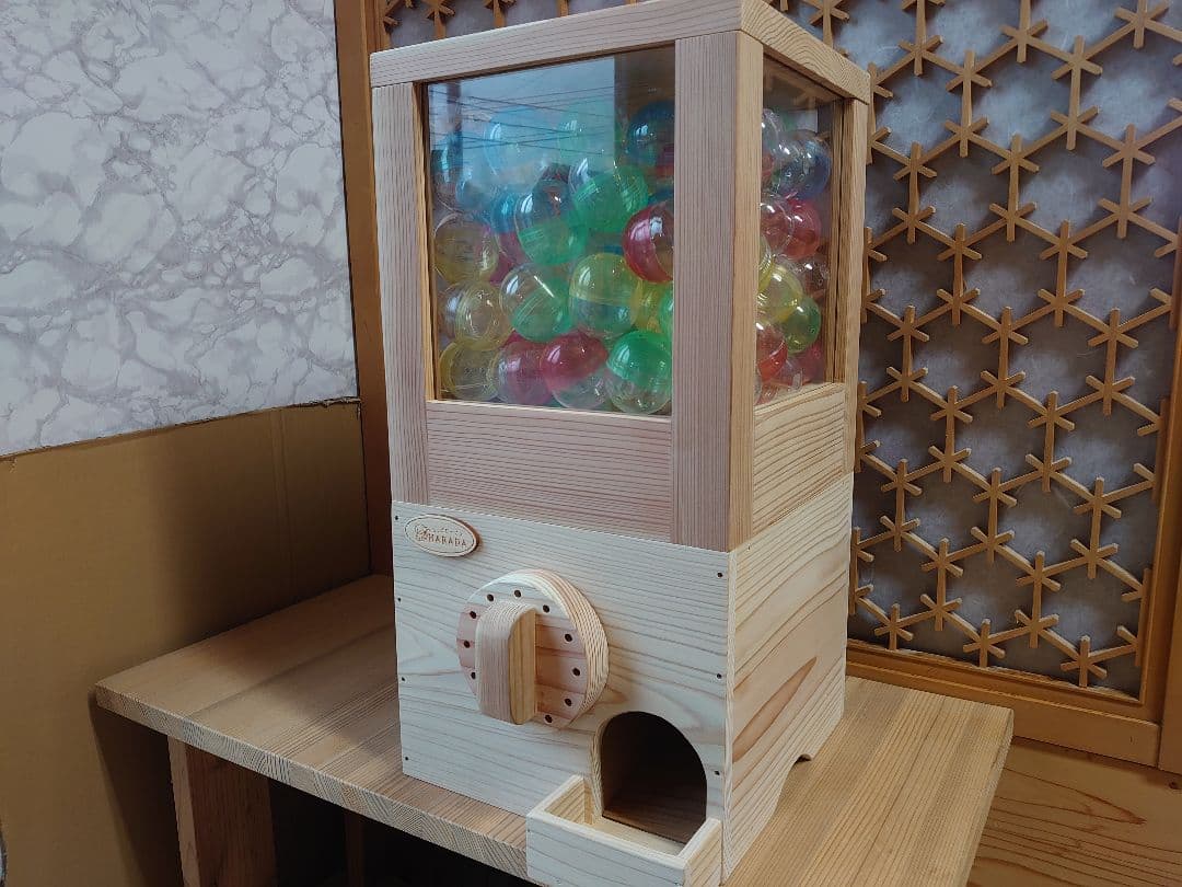 木のガチャガチャ　イベント使用品