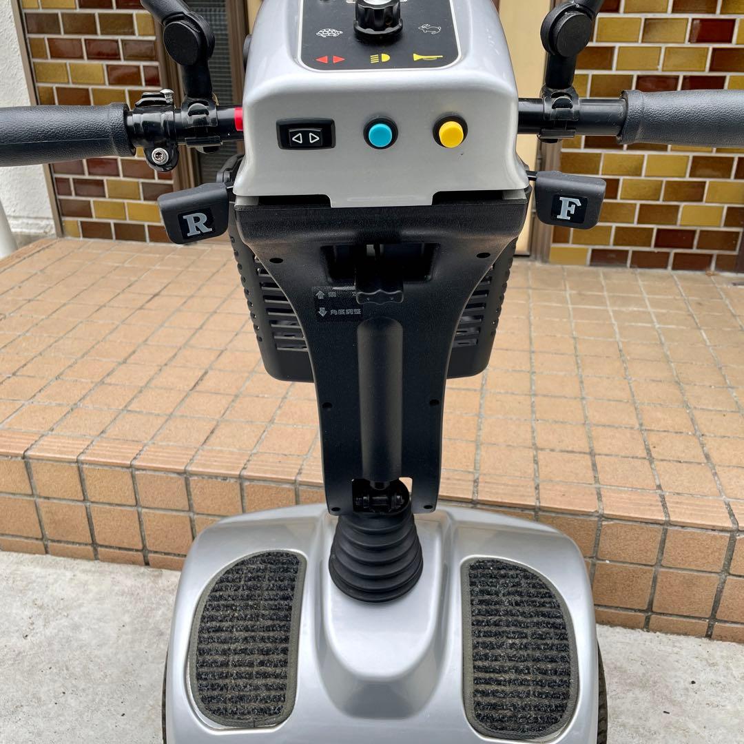 ブランド: フランスベットハンドル型電動車いすＳ１４１