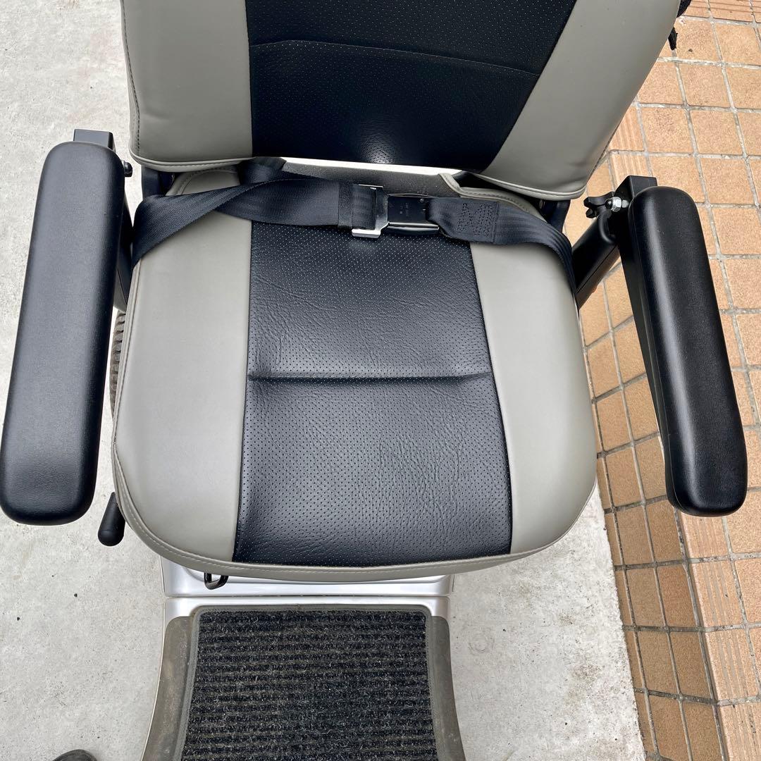 ブランド: フランスベットハンドル型電動車いすＳ１４１