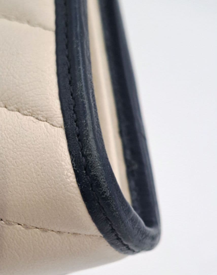 GUCCI　グッチ　GGマーモント チェーンウォレット