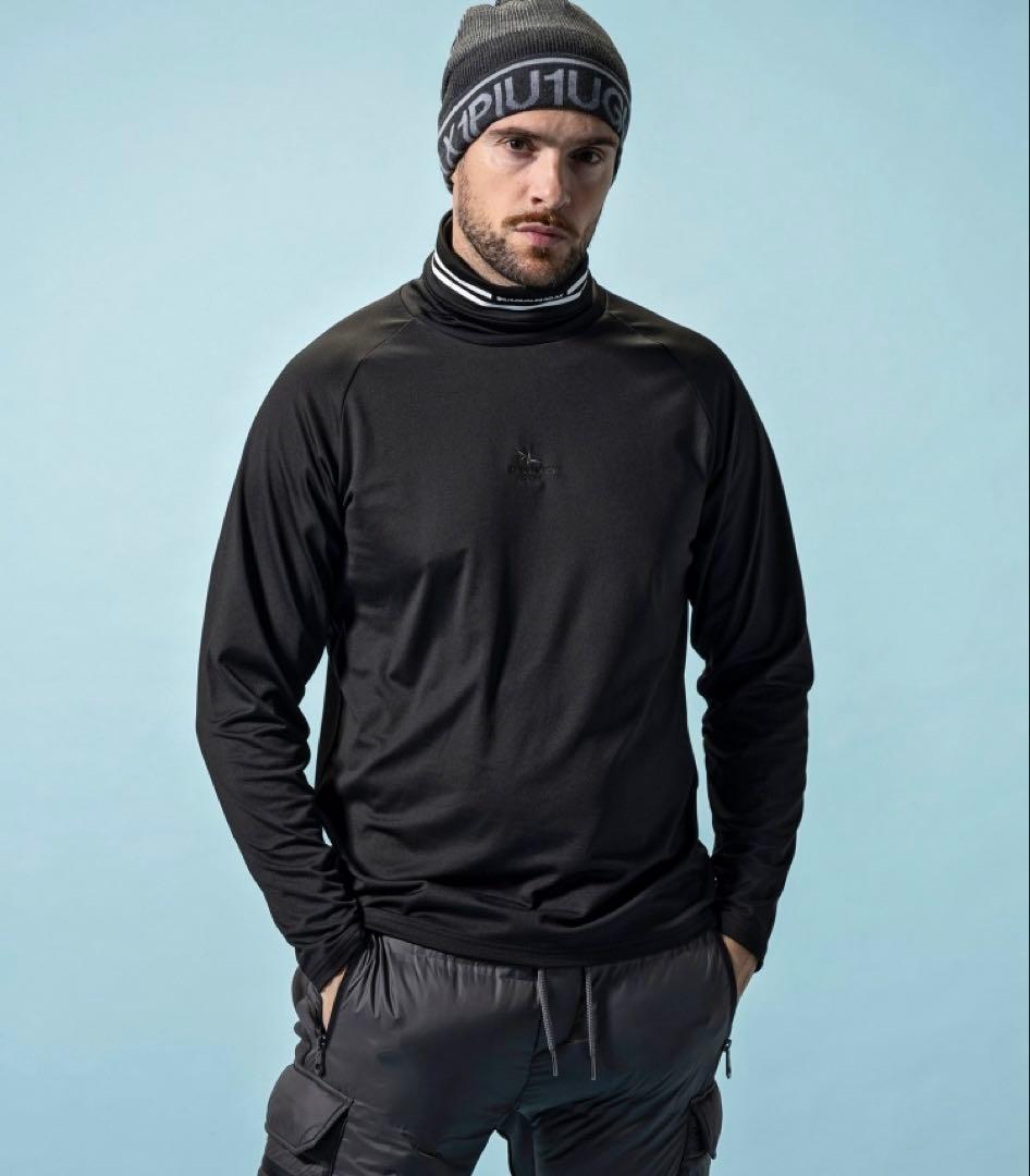 1PIU1UGUALE3 RELAX裏起毛ブランドロゴ ハイネック保温性/通気性