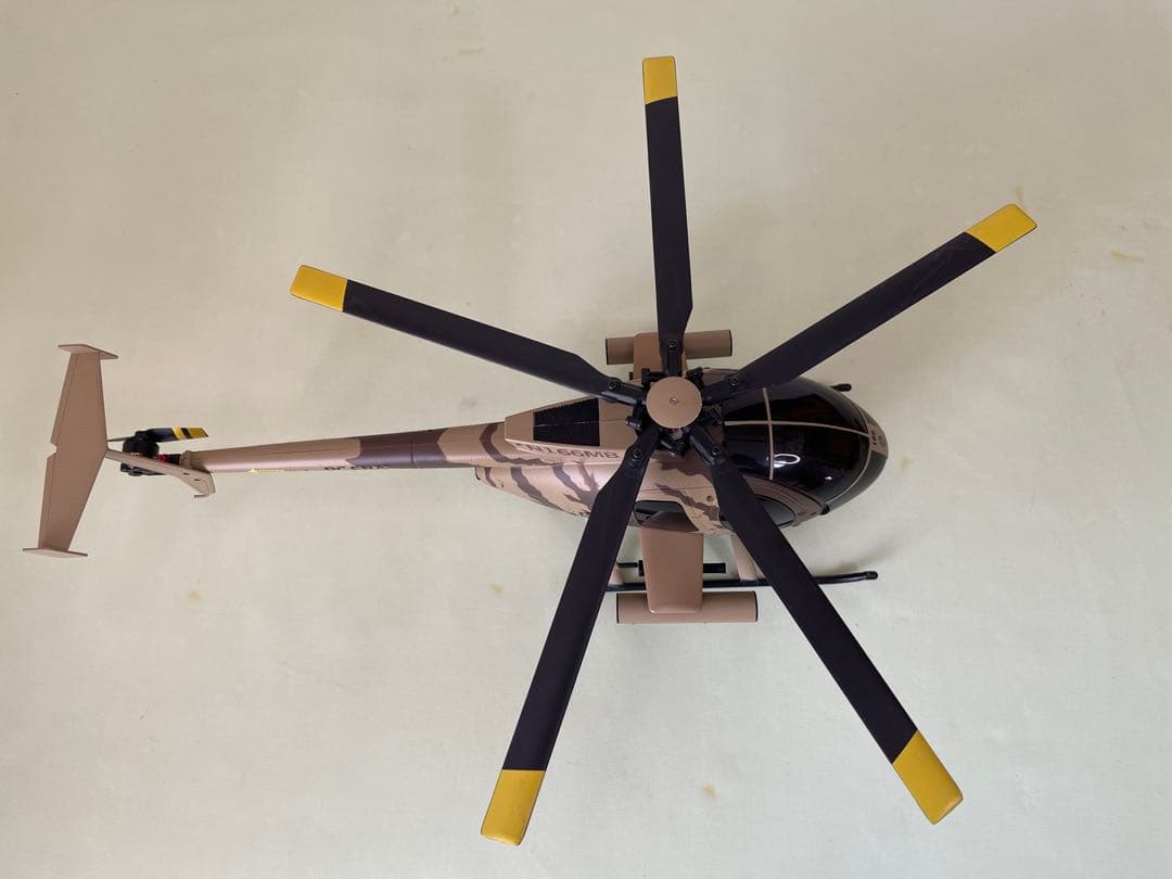 C189 MD500 迷彩色ヘリコプター