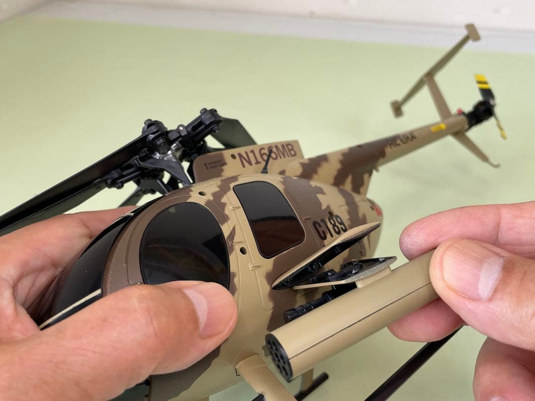 C189 MD500 迷彩色ヘリコプター