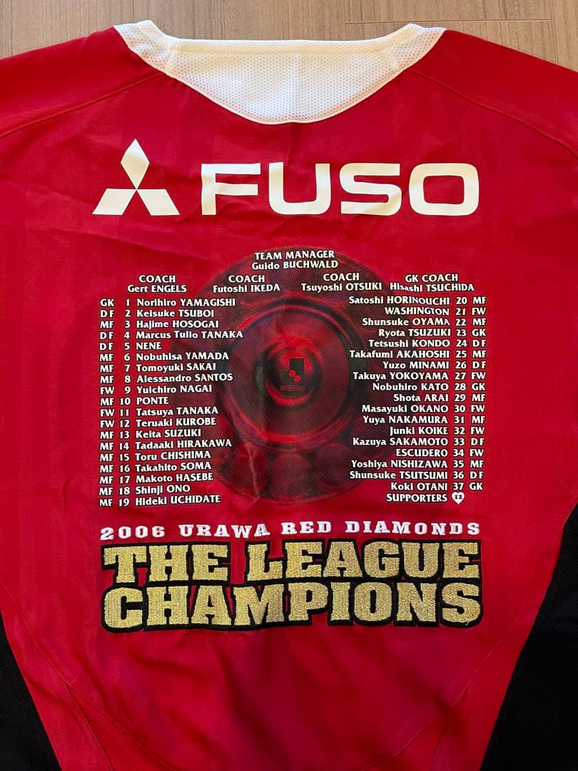 【限定品】浦和レッズ 2006年優勝記念 ユニフォーム/ユニホーム・マフラー