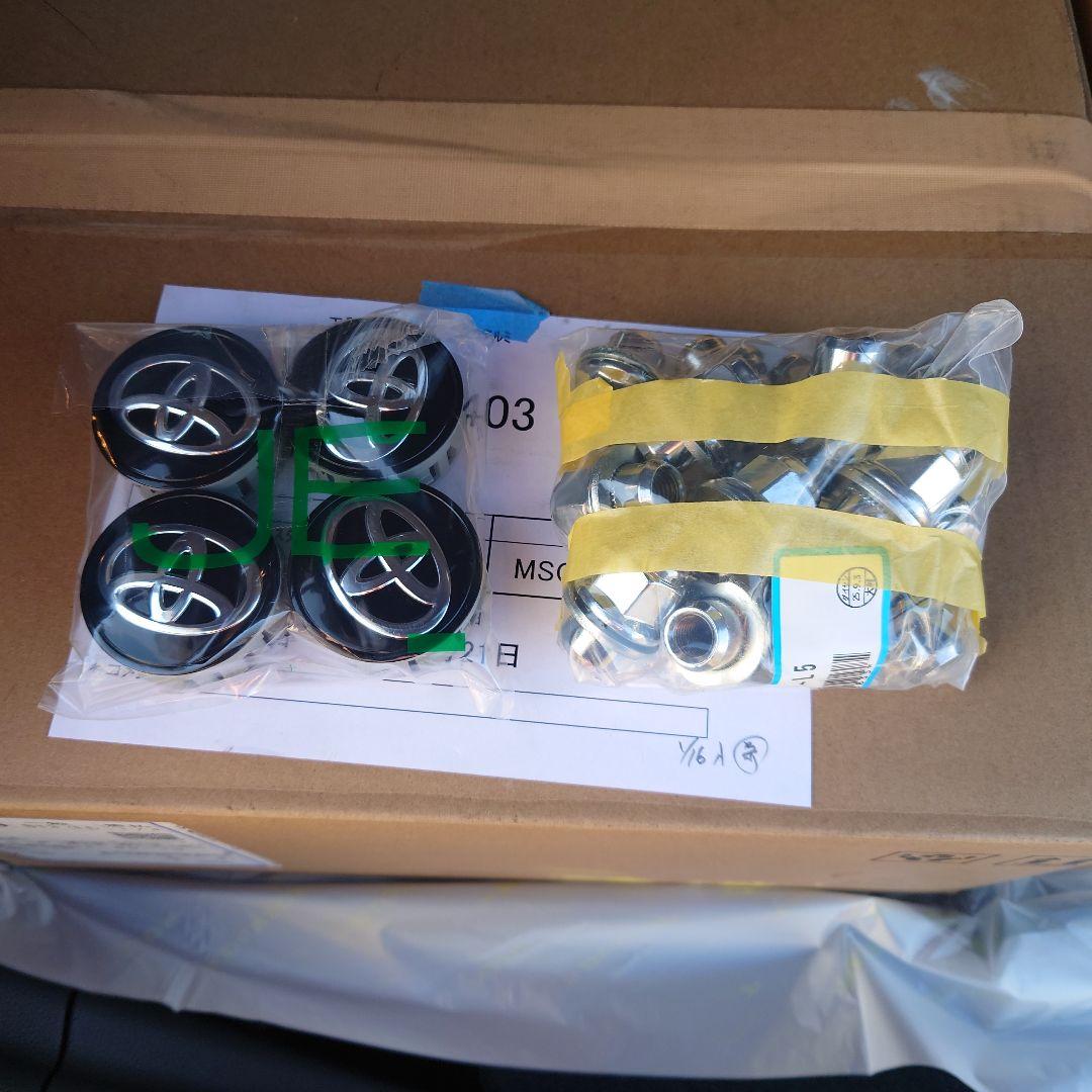 アクア　純正ホイル　15インチ