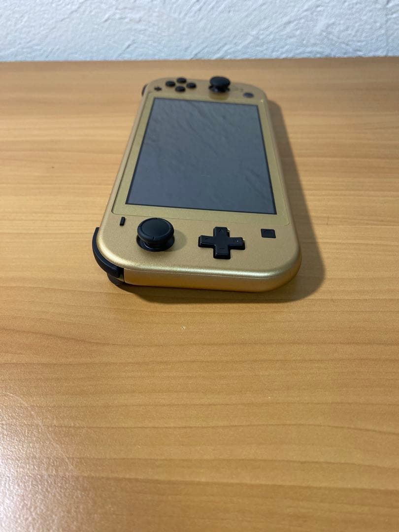 【美品】Switch Lite ゴールド本体 ゼルダの伝説 ハイラルED