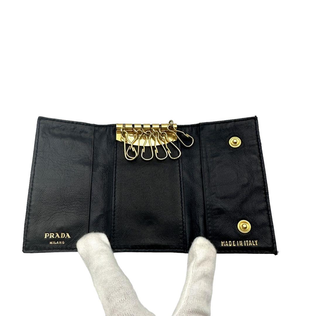 【PRADA】キーケース　６連　トライアングルロゴ　キルティング　ブラック