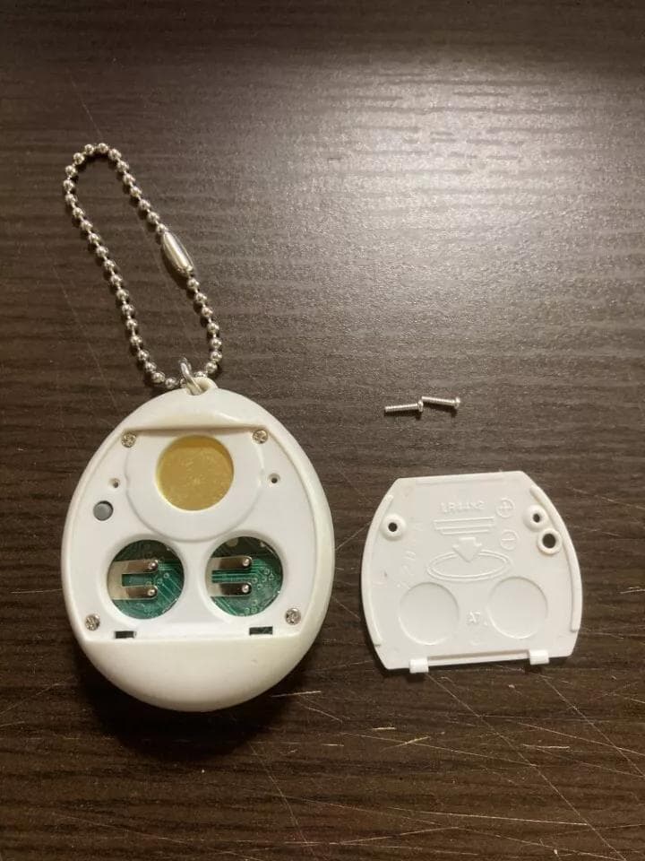 【動作確認済】バンダイ　たまごっち　サンタクロっち　ホワイト