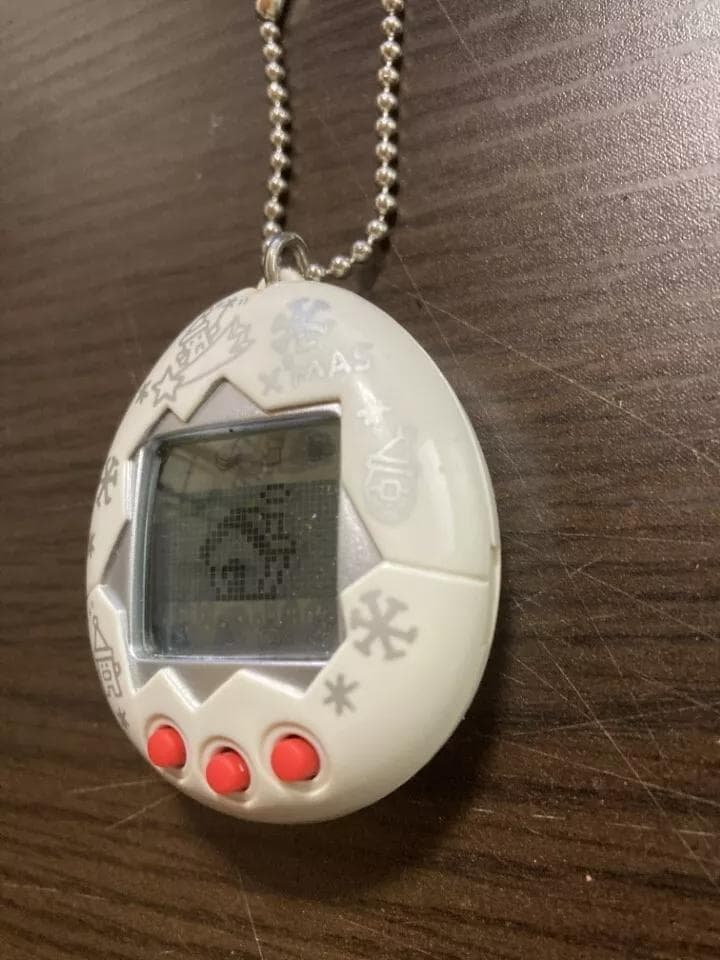 【動作確認済】バンダイ　たまごっち　サンタクロっち　ホワイト