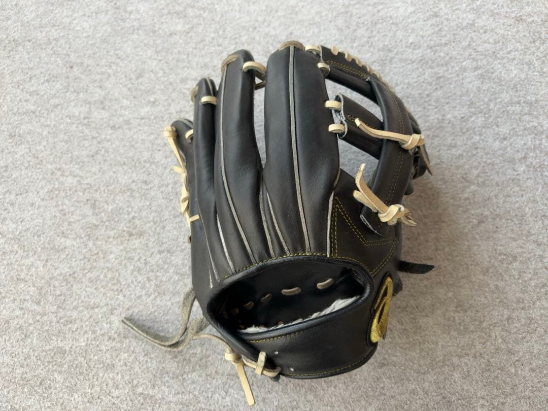 D*！様 10日限定 価格激下げオークション出品 アシックス ゴールドステージ