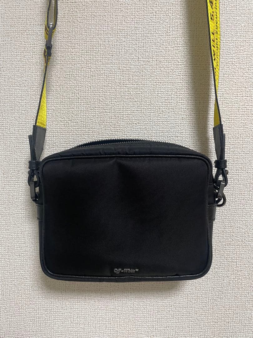 off-white ショルダーバッグ