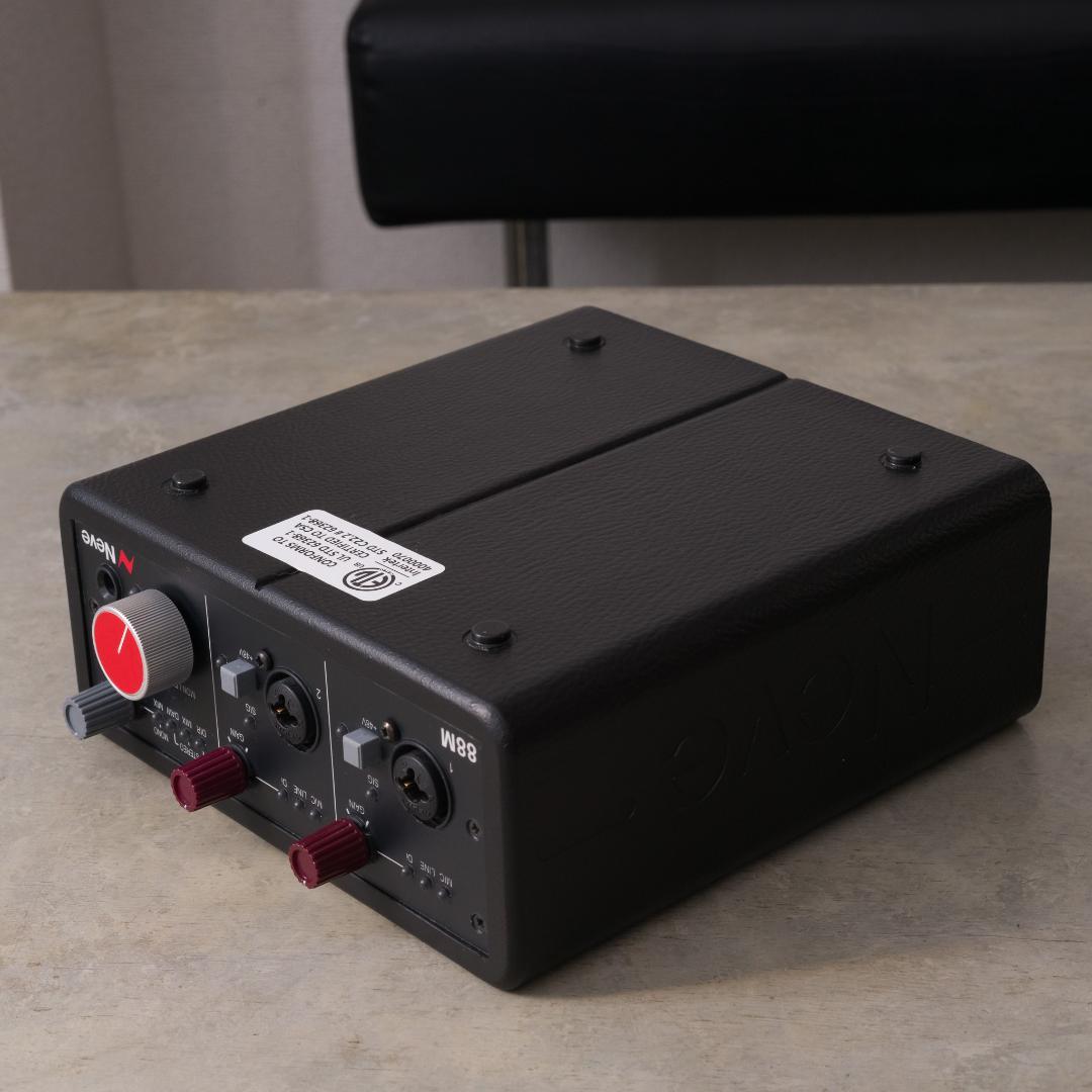 AMS Neve 88M オーディオインターフェイス