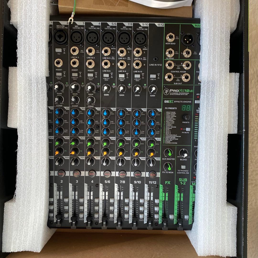 マッキー　アナログミキサー　ProFX12v3