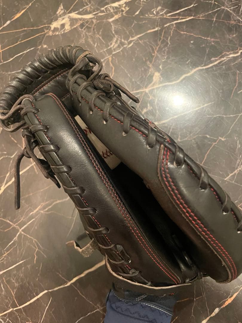 【生産終了メーカー】キャッチャーミット　硬式　アンダーアーマー 捕手用