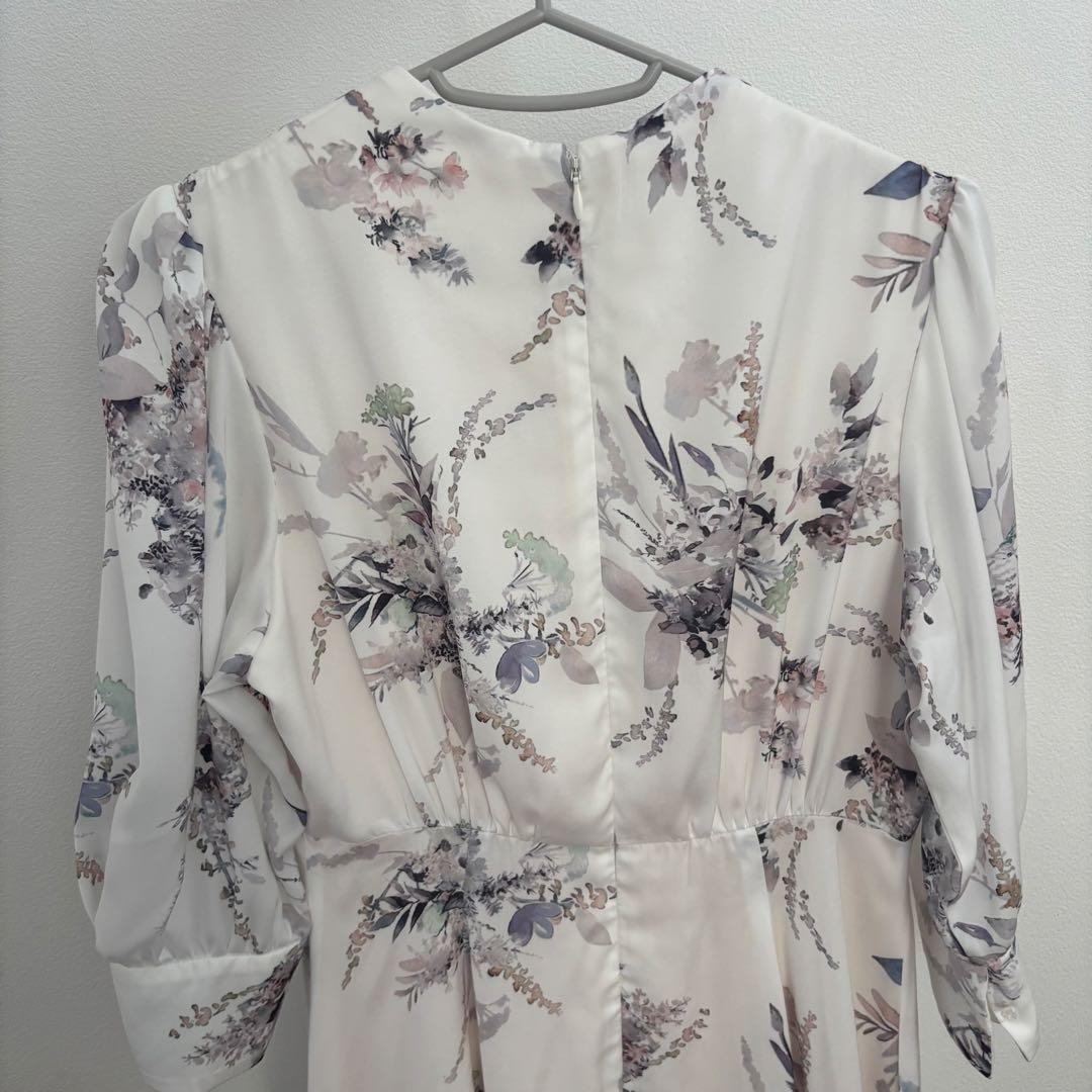 ワンピース Herlipto French Bouquet Puff Sleeve Dres