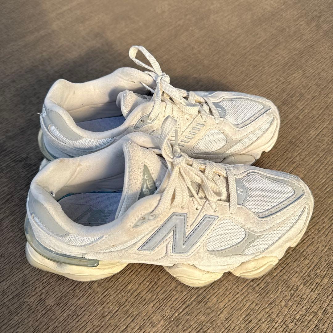 New Balance 9060 ホワイト スニーカー