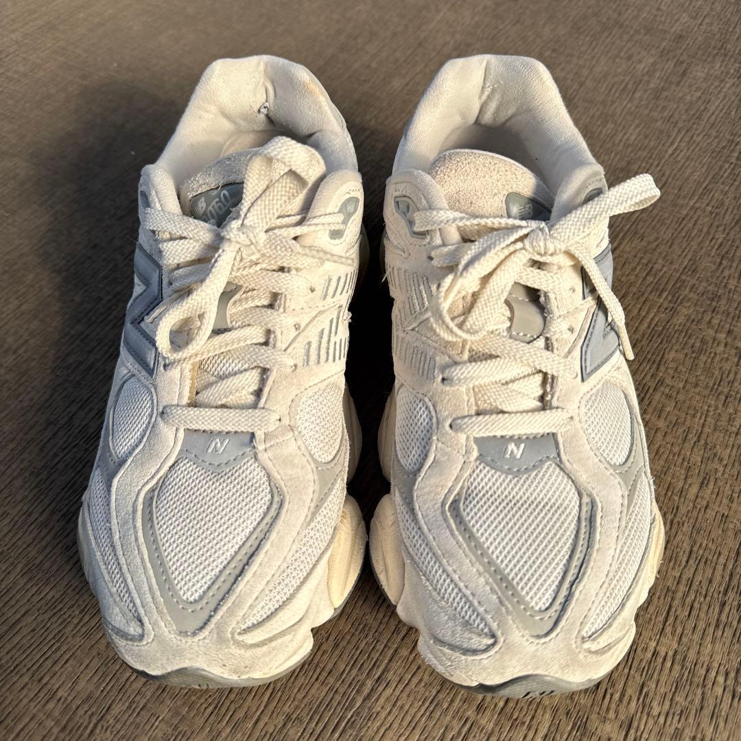 New Balance 9060 ホワイト スニーカー